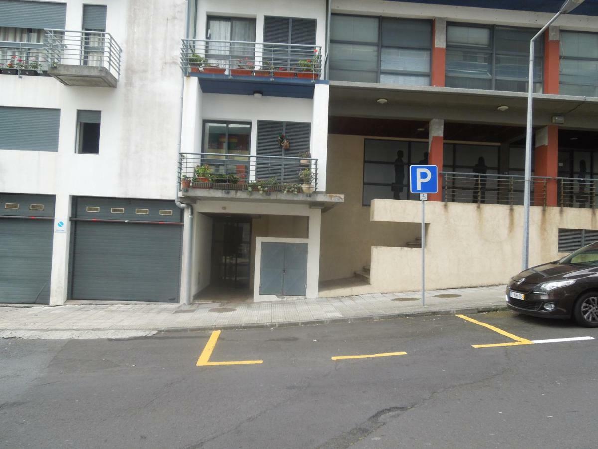 Borges Pimentel Apartment Понта Делгада Екстериор снимка